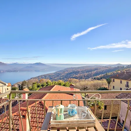 View On Hill Apartment Stresa