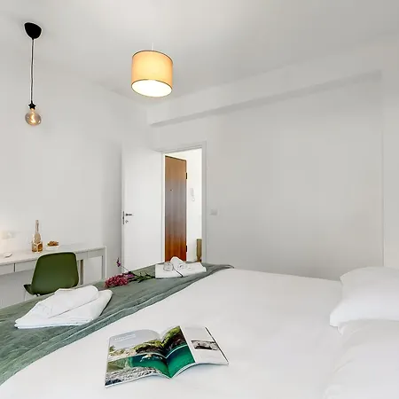 Luce Terra Lägenhet Stresa