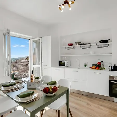 Luce Terra Apartment Stresa